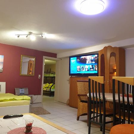 Sions Grosse Ferienwohnung Ferienwohnung Mit 3 Schlafzimmer, 2 Km Bis Zum Europapark Rust Kappel-Grafenhausen Zewnętrze zdjęcie